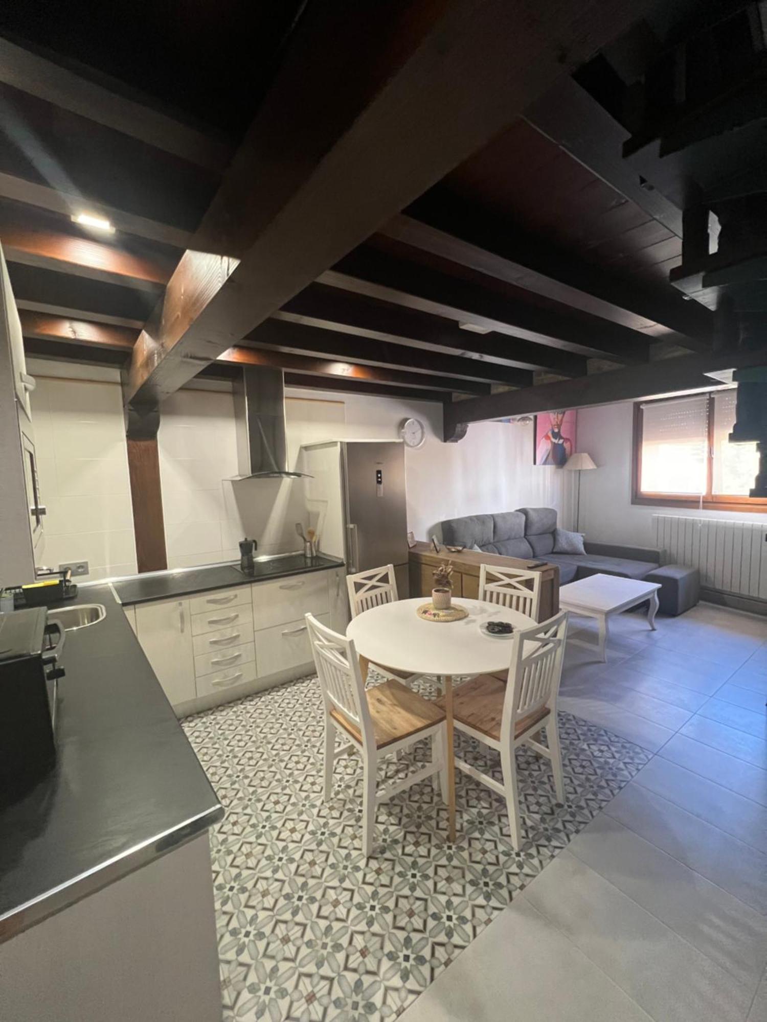 Apartamento Duplex En Sangueesa De 3 Dormitorios Y 2 Banos Dış mekan fotoğraf